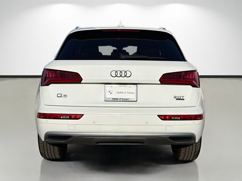 Used 2018 Audi Q5 2.0T Premium Plus w/ Premium Plus Package AWD/4WD image 4