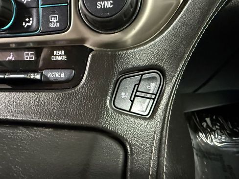 Used 2017 GMC Yukon Denali w/ Open Road Package image 20