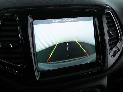 Certified 2019 Jeep Compass Limited w/ Safety & Security Group image 13