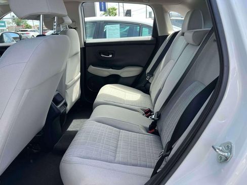 Used 2023 Honda HR-V LX image 10