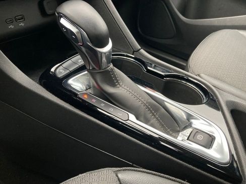 Used 2025 Buick Encore GX Preferred image 23