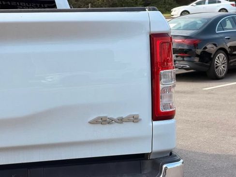 Used 2022 RAM 1500 Big Horn AWD/4WD image 11