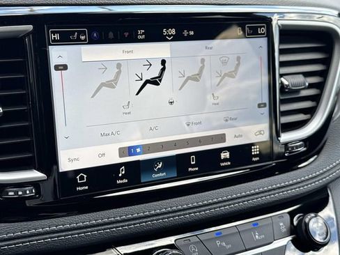 New 2026 Chrysler Pacifica Select FWD image 14