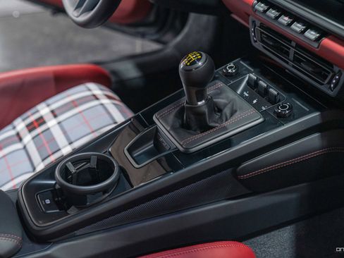 Used 2022 Porsche 911 GT3 RWD image 51