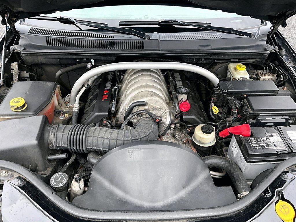 Used 2007 Jeep Grand Cherokee SRT8 w/ SRT Option Group I AWD/4WD image 10