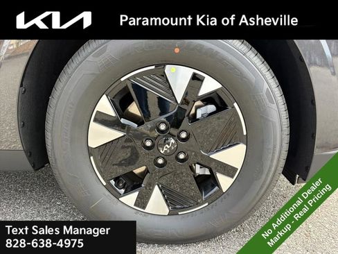 New 2026 Kia Carnival LXS image 30