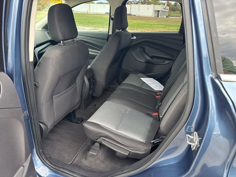 Used 2018 Ford Escape SE w/ SE Sync 3 Package FWD image 15