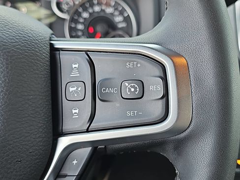 Used 2025 RAM 2500 Big Horn AWD/4WD image 16