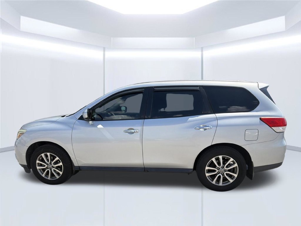 Used 2015 Nissan Pathfinder S FWD image 11