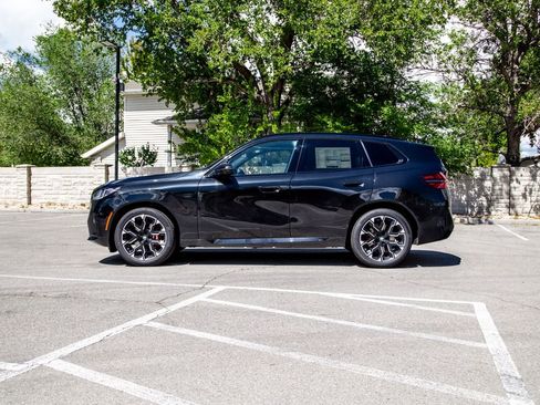 New 2026 BMW X3 xDrive30 w/ Premium Package image 2