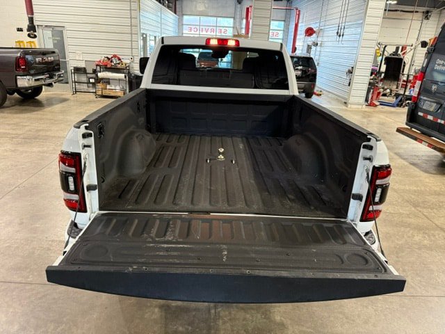 Certified 2024 RAM 2500 Big Horn w/ Night Edition AWD/4WD image 24