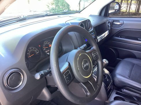 Used 2015 Jeep Compass Sport w/ Power Value Group AWD/4WD image 7