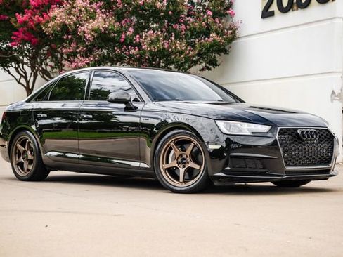 Used 2017 Audi A4 2.0T Premium w/ Convenience Package FWD image 4