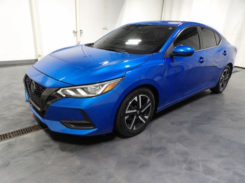 Used 2021 Nissan Sentra SV FWD image 3