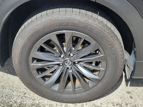 Used 2025 MAZDA CX-70 3.3 Turbo w/ Preferred Package AWD/4WD image 9