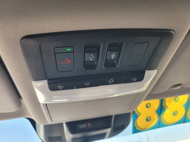 Certified 2025 Nissan Rogue Platinum AWD/4WD image 23