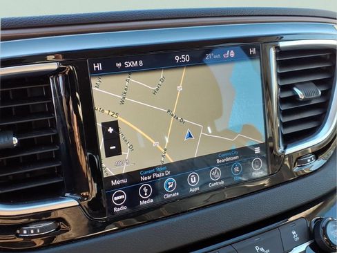 Used 2019 Chrysler Pacifica Touring-L Plus image 28