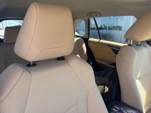 Used 2019 Toyota RAV4 LE w/ All Weather Liner Package image 16