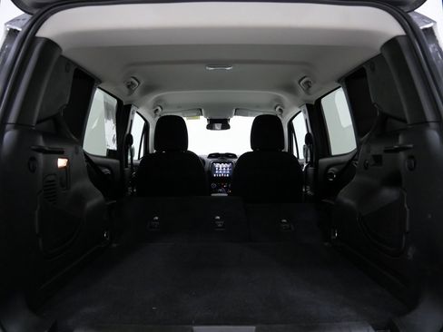 Certified 2023 Jeep Renegade Latitude image 27