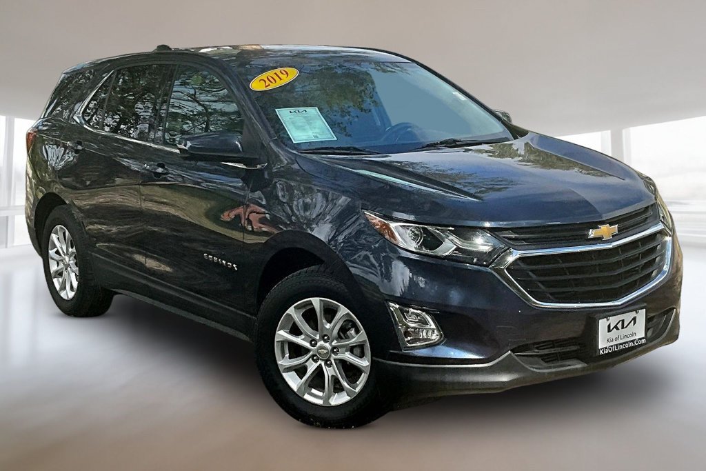 Used 2019 Chevrolet Equinox LT FWD image 3