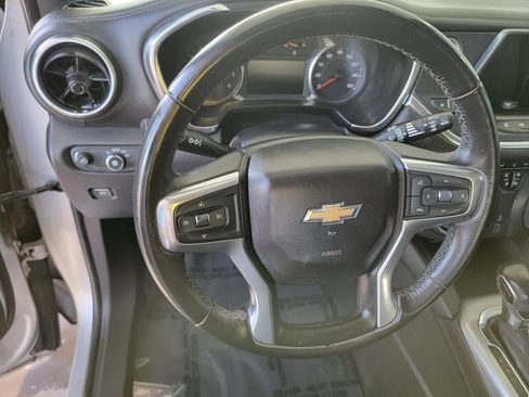 Used 2020 Chevrolet Blazer LT FWD image 15
