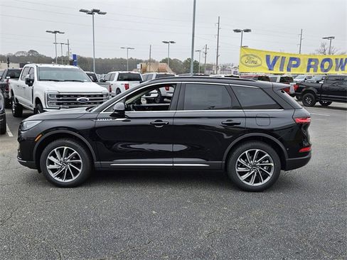 New 2025 Lincoln Corsair FWD w/ Equipment Group 101A image 4