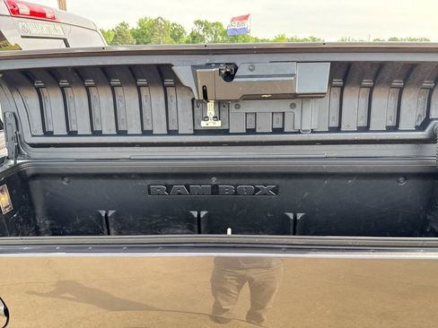 Used 2017 RAM 1500 Big Horn AWD/4WD image 7