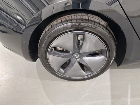 Used 2019 Tesla Model 3 Long Range RWD image 12
