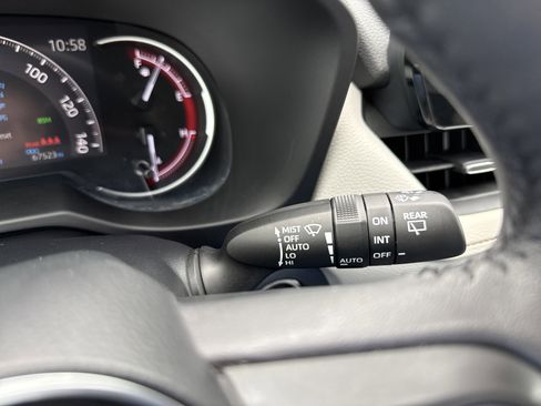 Used 2023 Toyota RAV4 XLE Premium image 24