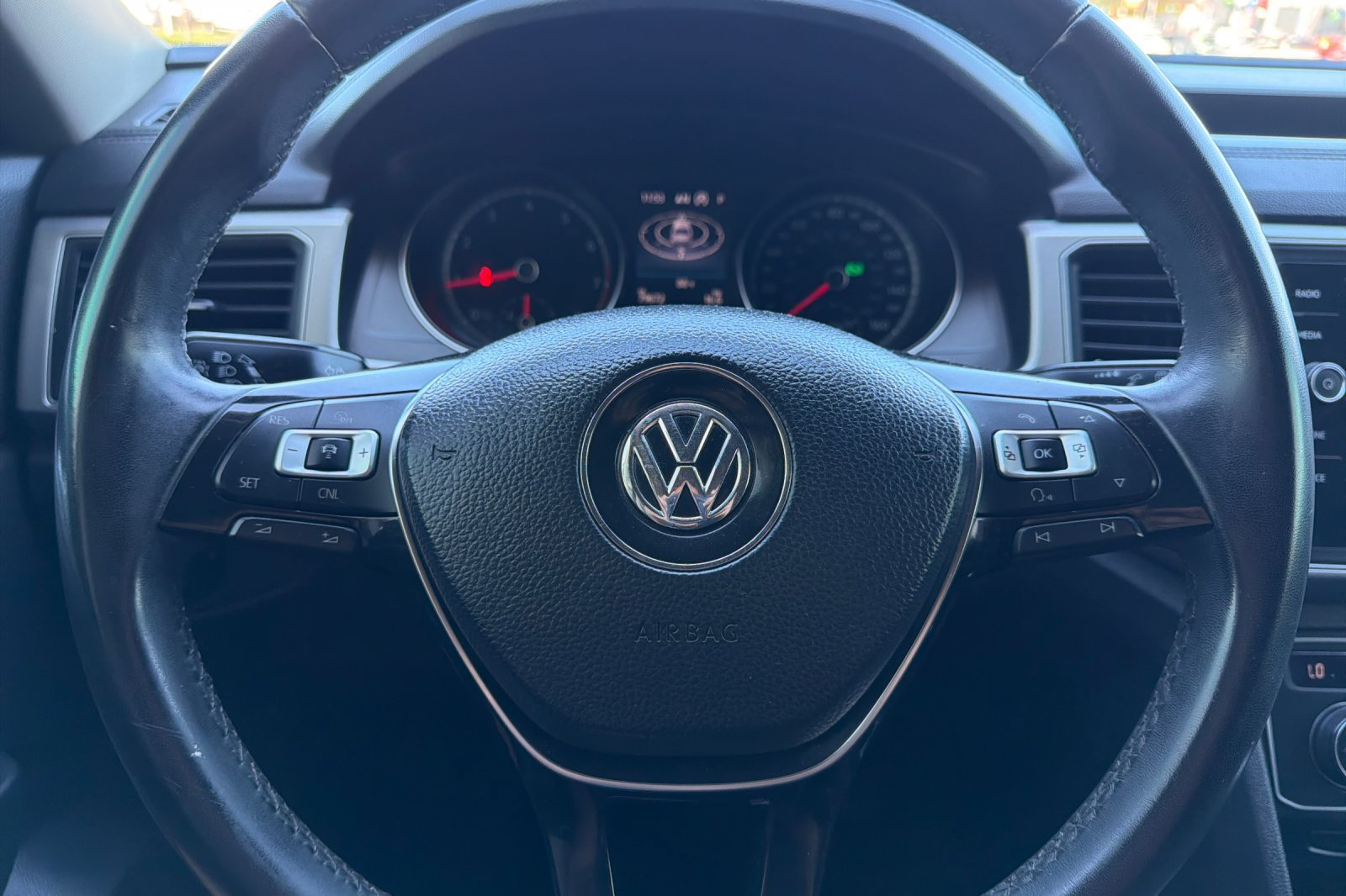 Used 2018 Volkswagen Atlas SE FWD image 29
