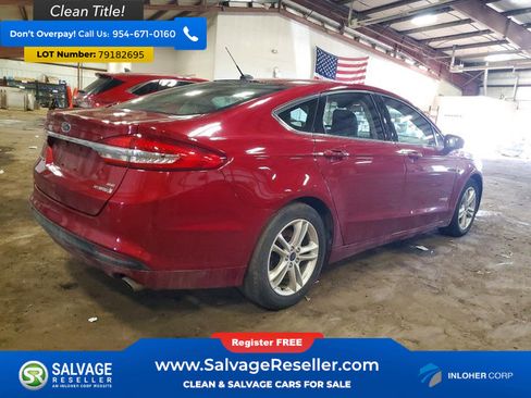 Used 2018 Ford Fusion SE image 4