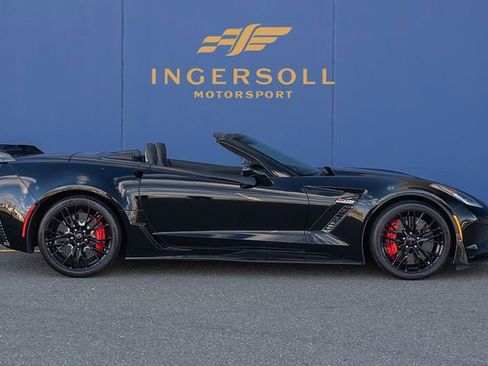 Used 2016 Chevrolet Corvette Z06 w/ 3LZ Preferred Equipment Group RWD image 8