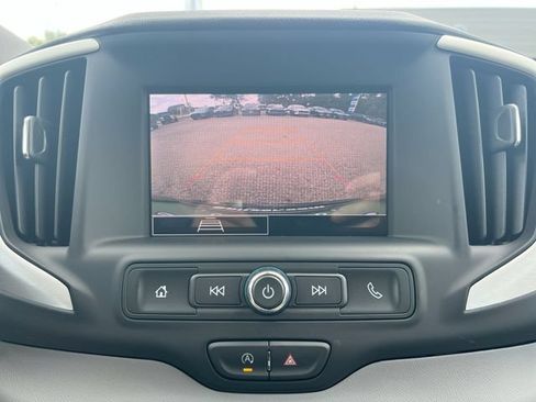 Used 2024 GMC Terrain SLE w/ Fleet Convenience Package FWD image 24