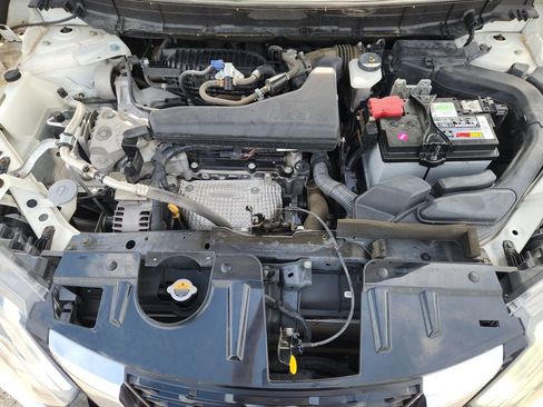 Used 2020 Nissan Rogue S FWD image 21