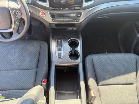 Used 2020 Honda Ridgeline Sport image 11