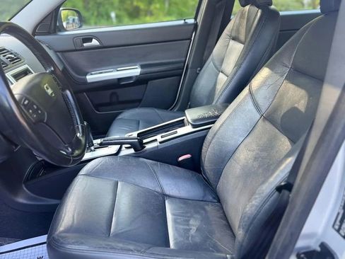 Used 2011 Volvo S40 T5 w/ Preferred Pkg FWD image 11