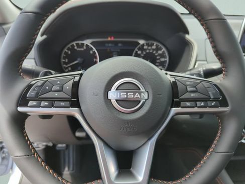 Used 2025 Nissan Altima 2.5 SR FWD image 34