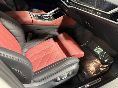 Used 2024 BMW X6 xDrive40i w/ Executive Package image 65