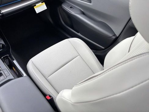 New 2026 Toyota Prius XLE image 9