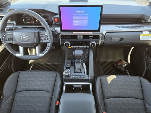 New 2026 Toyota Tacoma TRD Off-Road w/ TRD Off Road Premium Package image 24