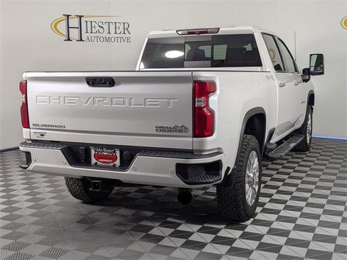 Used 2023 Chevrolet Silverado 2500 High Country w/ Z71 Off-Road Package image 5