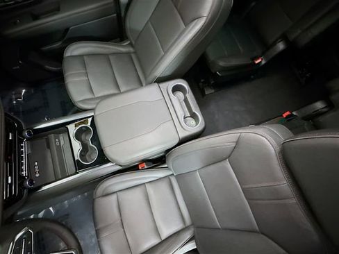 Used 2025 Chevrolet Suburban RST w/ RST Capability Package AWD/4WD image 26