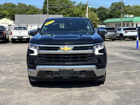 Used 2023 Chevrolet Silverado 1500 LT AWD/4WD image 2