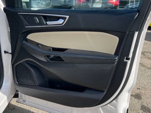 Used 2018 Ford Edge SEL w/ Equipment Group 201A image 27