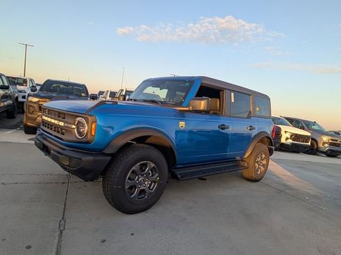 New 2025 Ford Bronco Big Bend image 3