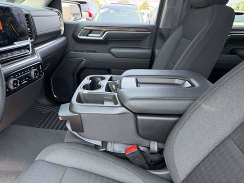 Certified 2023 Chevrolet Silverado 1500 LT AWD/4WD image 19