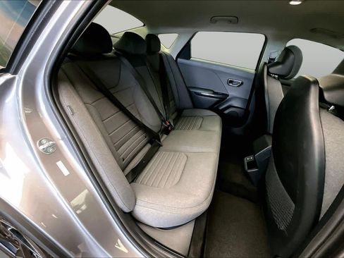 Used 2025 Kia K4 EX FWD image 18