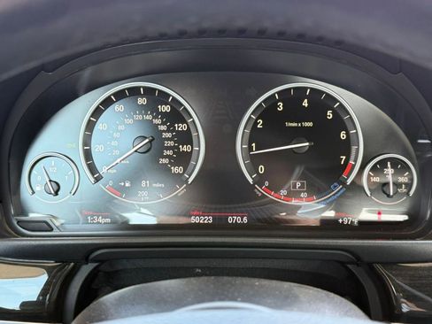 Used 2013 BMW 550i Sedan image 30