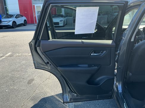 Certified 2023 Nissan Rogue SL w/ SL Premium Package AWD/4WD image 24