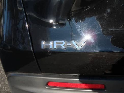 Certified 2023 Honda HR-V Sport image 7